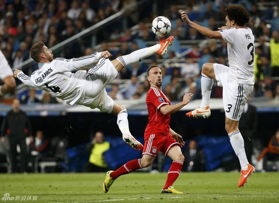  法兰克福主帅战术调整成功逆袭战胜拜仁慕尼黑  