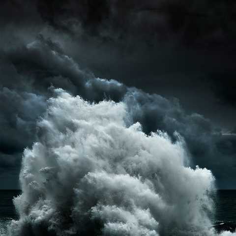  克雷莫内塞,提前降级命运已无可挽回  